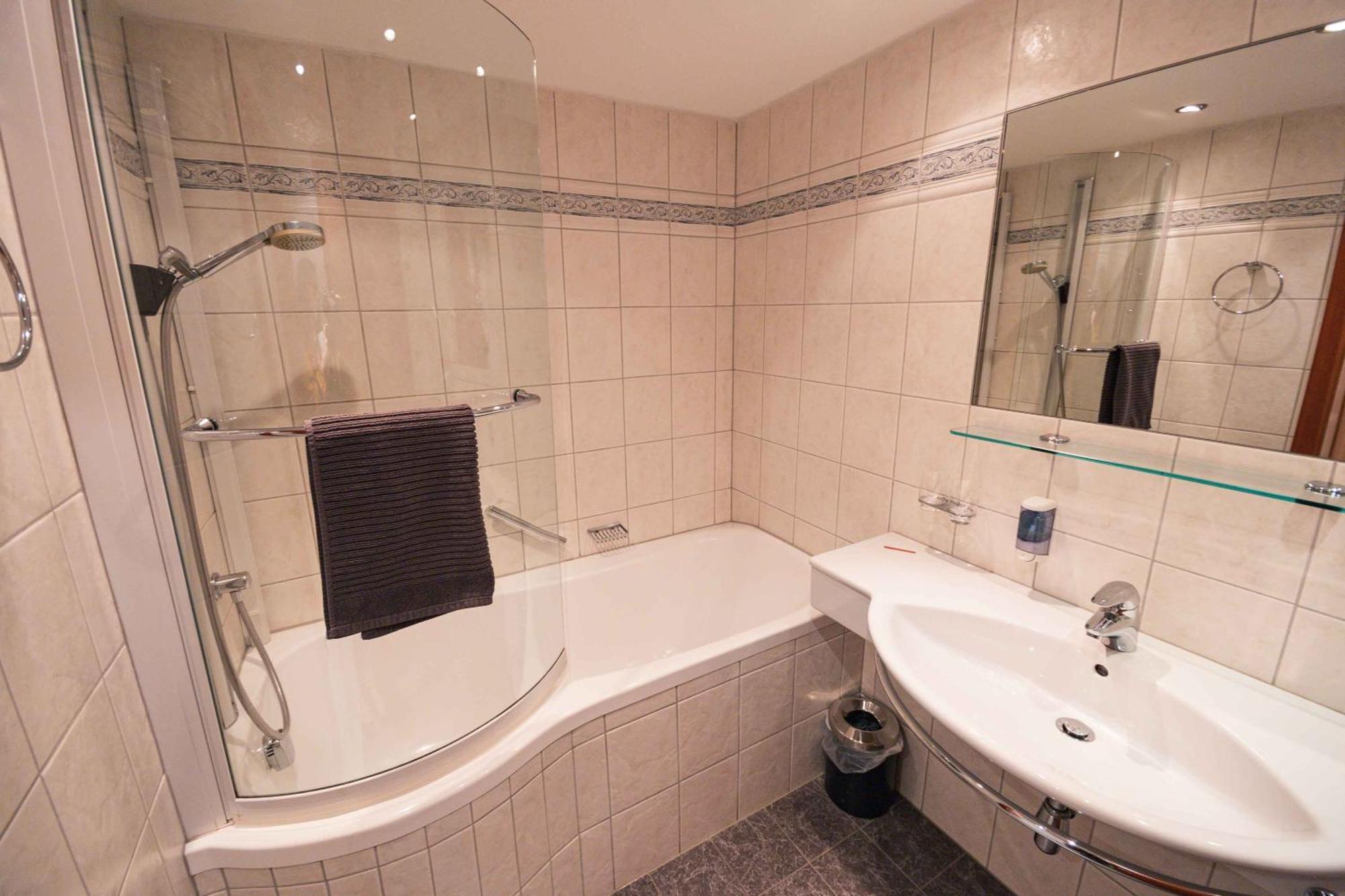Tirolerhof Hotel Зерфаус Стая снимка